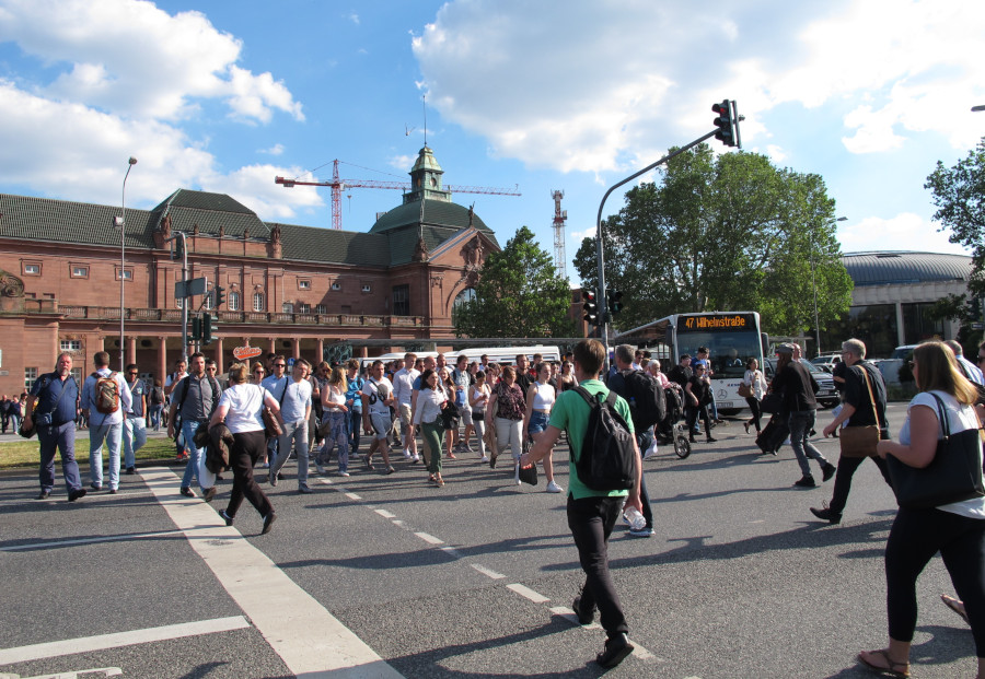 Fußverkehr in Wiesbaden